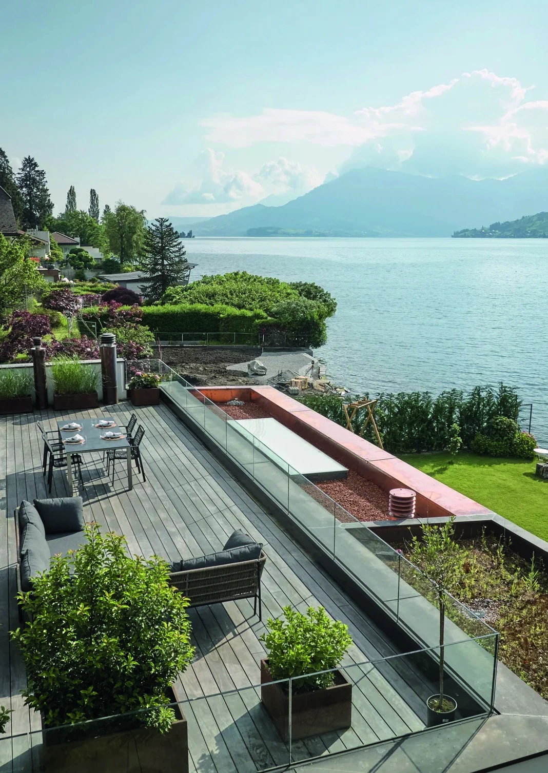 Accoya decking in a lakeside residential setting